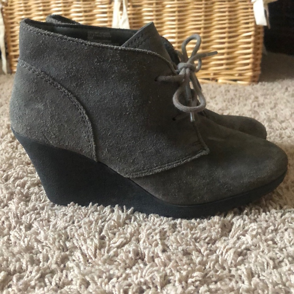 TOMS booties